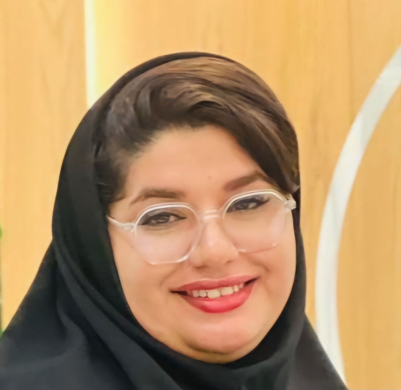 زینب عزیزی