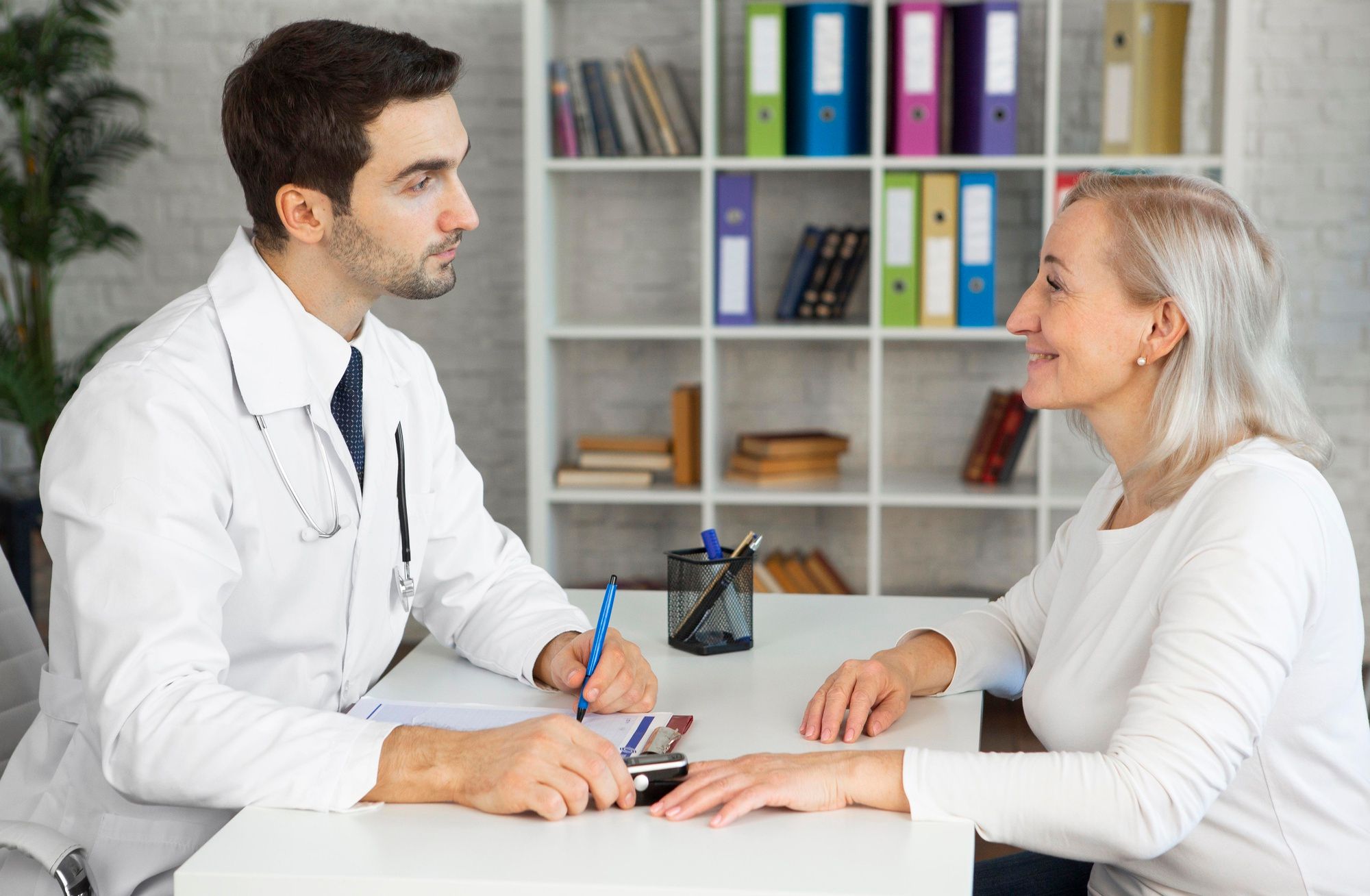 medium-shot-doctor-checking-oxygen-levels_23-2148816212.jpg