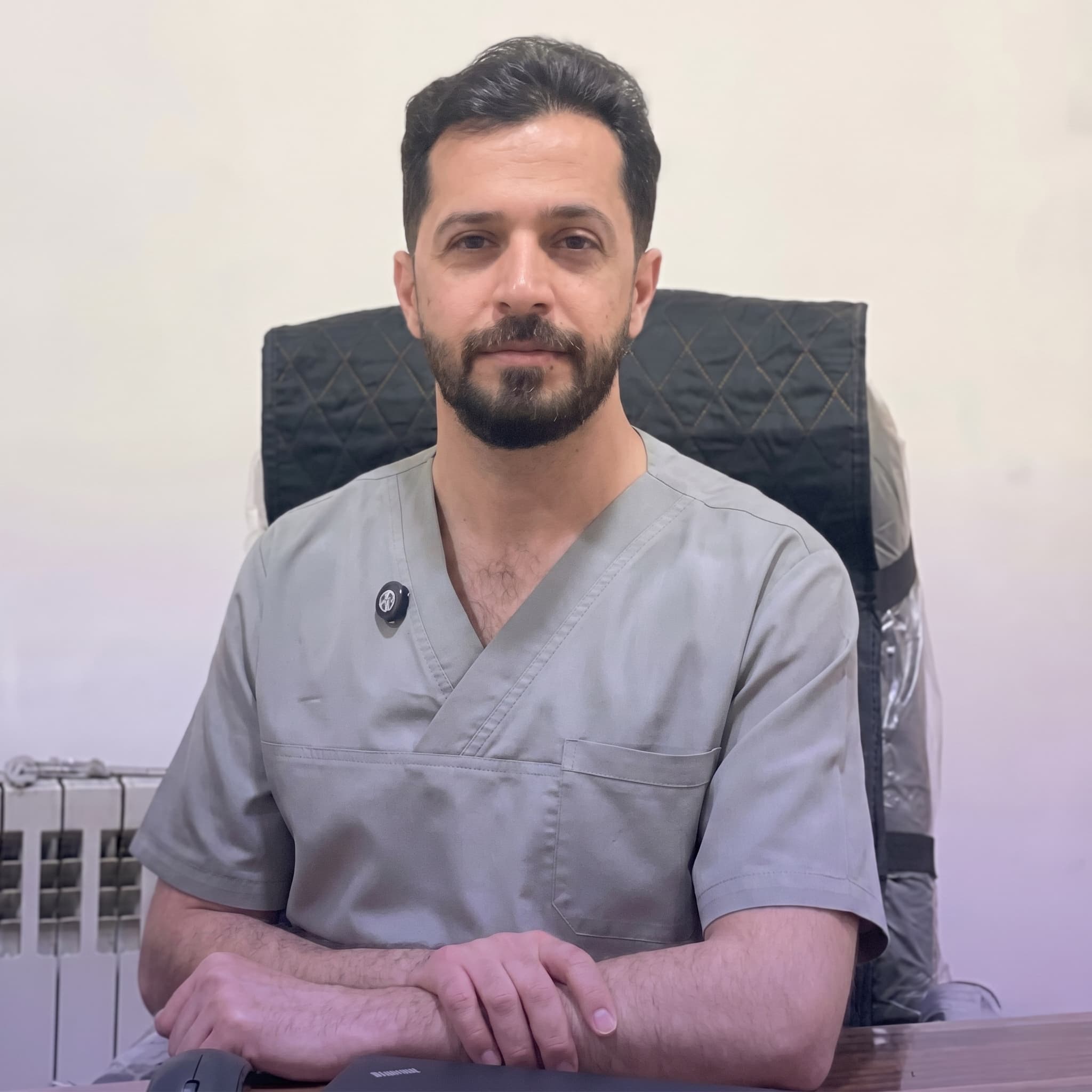 منصور زارعی